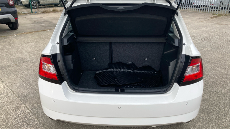 Skoda Fabia 1.2 TSI SE 5dr DSG Petrol Hatchback